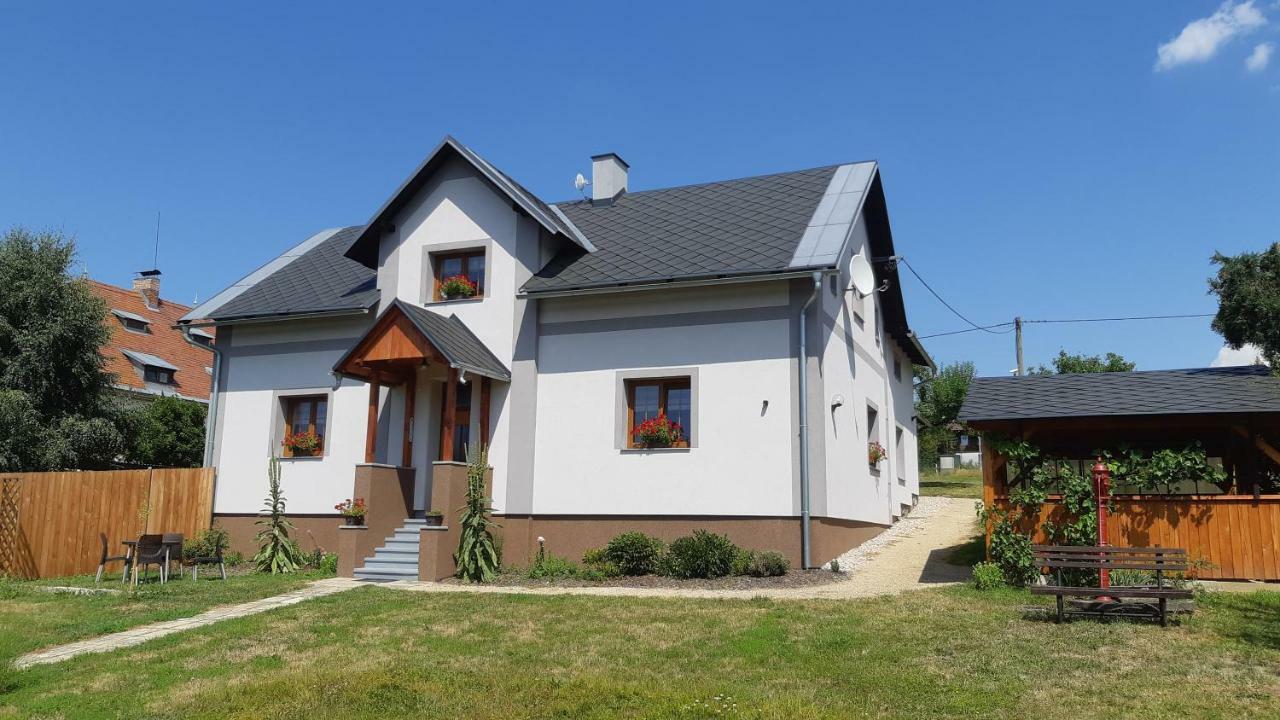 U Kapitana Apartment Radvanovice Bagian luar foto